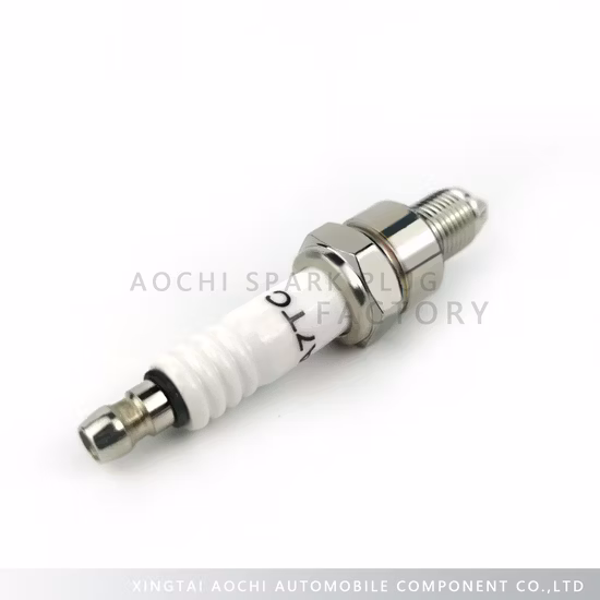 Good Bright Nickel Factory Motorcycle Spare Parts Spark Plug (A7TC)